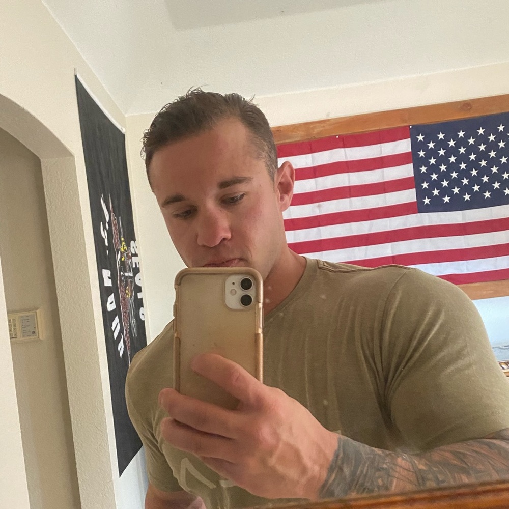 Meet your Posher, Zack